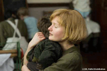 Philomena---Sophie-Kennedy-Clark.gif