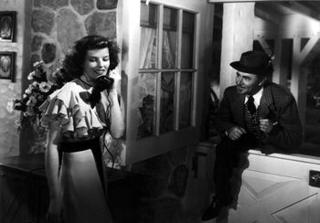 L-impossible-Mr-Bebe---Katharine-Hepburn-et-Charles-Ruggl.jpg