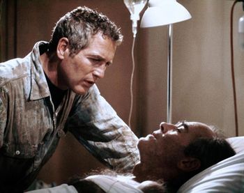 Le-Clan-des-irreductibles---Henry-Fonda-et--Paul-Newman.jpg