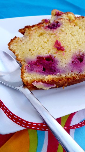 Gateau-au-lait-fermente-et-aux-framboises-006.JPG