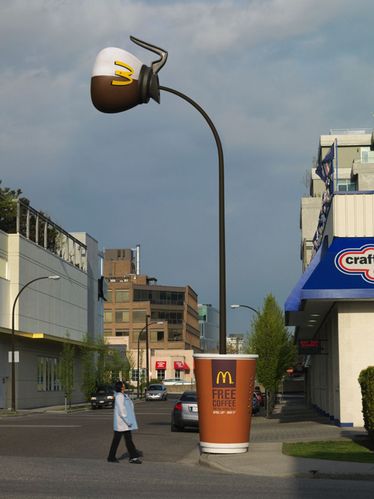 mc-donald-s-cafe-mcfreecoffee-laisse-moi-te-dire-laissemoi.jpg