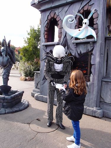 Halloween-2013-Disneyland-030.JPG