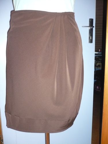 2010-11-23-jupe-choco-creme (1)