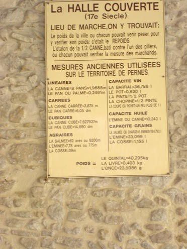 G Pernes les fontaines 036