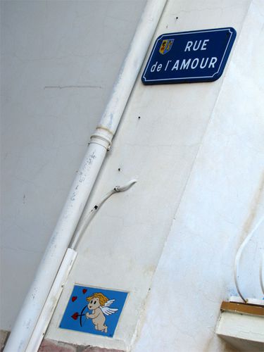 Rue-de-l-amour--Le-Grau-du-Roi-.jpg