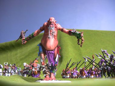 GEANT MERCENAIRE WARHAMMER 5.jpg