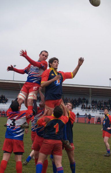 rugby-02.jpg