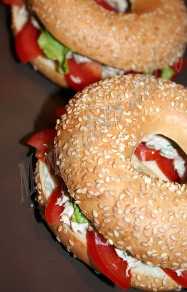 bagels-pan-bagnat.jpg