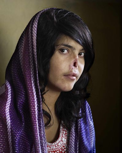 Bibi-Aisha--la-femme-afghane-defiguree-par-son-mari-et-ph.jpg