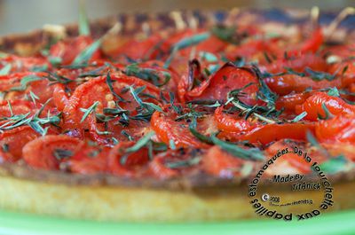 Pizza-blette-lardons-creme-oeuf-oignon-06-logo.jpg