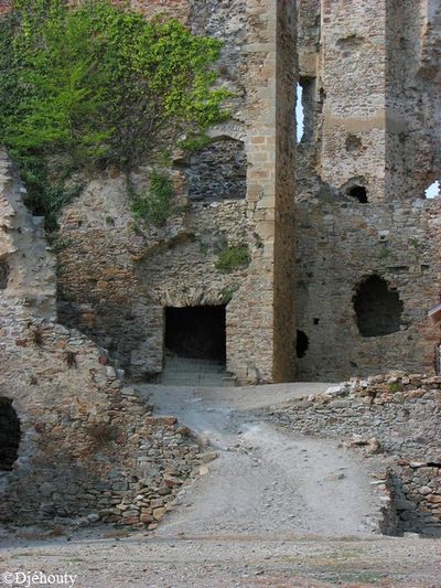 chateau de Saissac 32