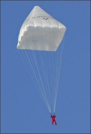 parachute2008_leonardVinci.jpg