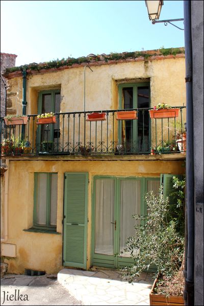 montesquieu-5.JPG