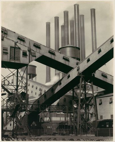 Criss-Crossed-Conveyors--River-Rouge-Plant--Ford-Motor-Comp.jpg
