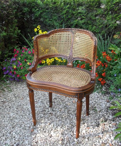 fauteuil Louis XVI canné (1900)