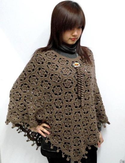 poncho aux hexagones