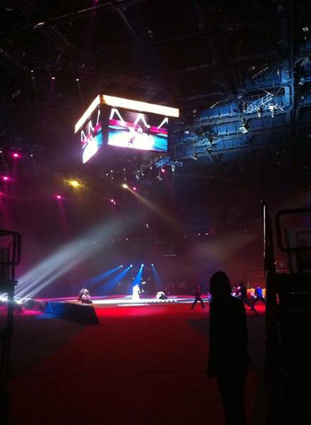 Léo Tamaki Bercy 2014 05