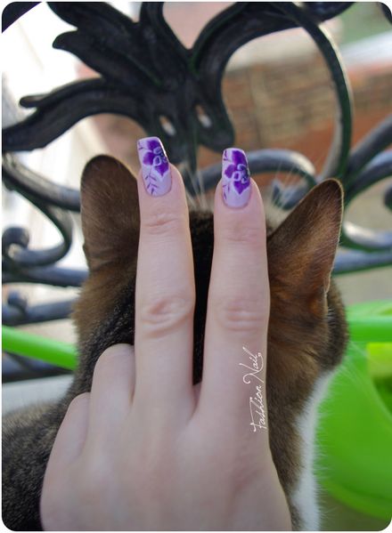 NailArt-OneStroke-Roses-en-pointes-5