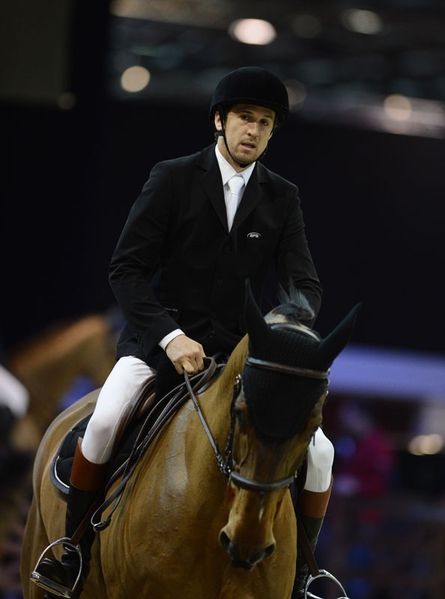 guillaume-canet-saut-d-obstacles.jpg