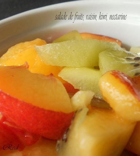 salade-de-fruits---raisin--kiwi--nectarine5.jpg