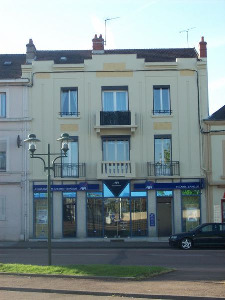 Avenue de la République - 100 7599 (Copier)