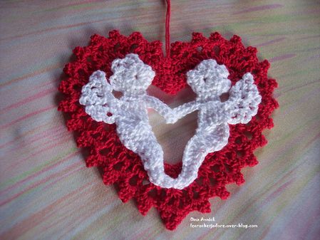 anges-amoureux-saint-valentin-cadeau-deco-crochet