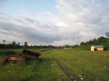 mossendjo-gare-comilog-voies