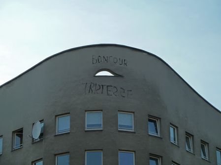 bonjour-trsitesse-Berlin.jpg