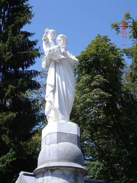 Saint-Joseph---Lourdes.jpg