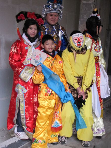 http://img.over-blog.com/450x600/3/02/16/98/images-1/ADSBdeSANNOIS-Carnaval-99.JPG
