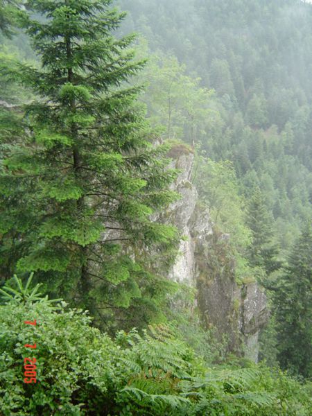 9- Roche du Lac