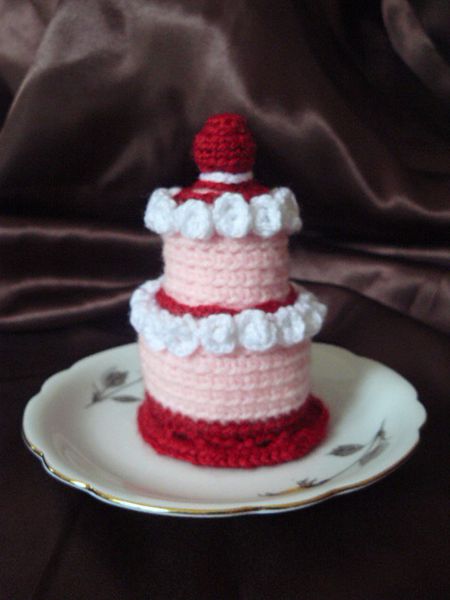 pièce montée mousse framboise
