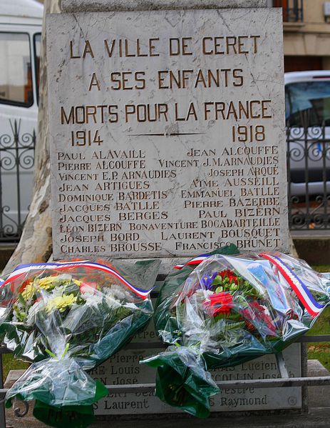monument-aux-morts-de-ceret.JPG