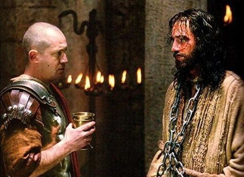 Jesus-devant-pilate.jpg