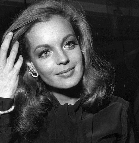 romyschneider.jpg