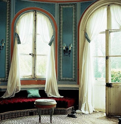 872f00c95c91c1e6 frenchinteriors pg241-2 preview