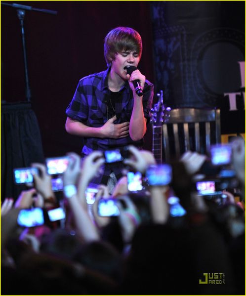 justin-bieber-second-single-03.jpg