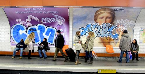 Antiquité rêvée affiche métro tags 1