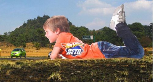 HotWheels-billboard-deformate-deformatage-Ogilvy-Mexico-ni.jpg