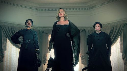 american_horror_story_coven.jpg