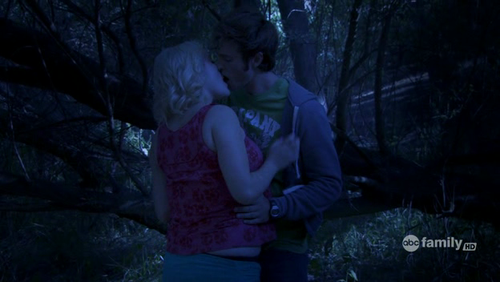 vlcsnap-2010-08-29-19h38m01s201.png