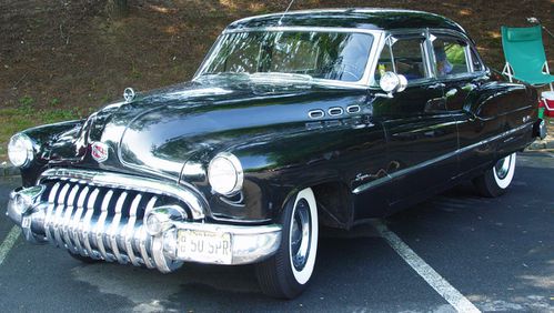 1950-Buick-Super-Black-4-door-le