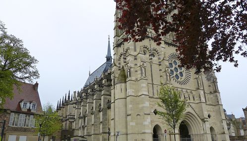Moulins la cathédrale002