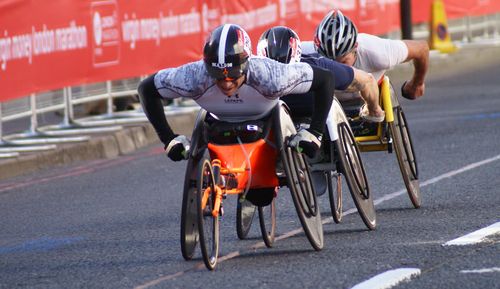 Virgin Money London Marathon 2014 (33^ ed.). Grandi emozioni per la gara riservata ai disabili di tutte le categorie e valevole come IPC Athetics Marathon World Cup