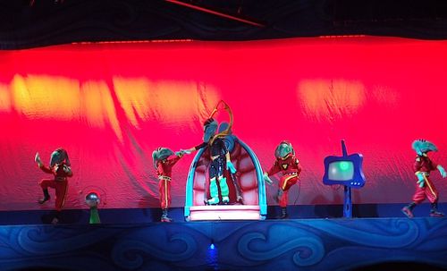 extra-terrestres-lilo-stitch-disney-sur-glace.JPG