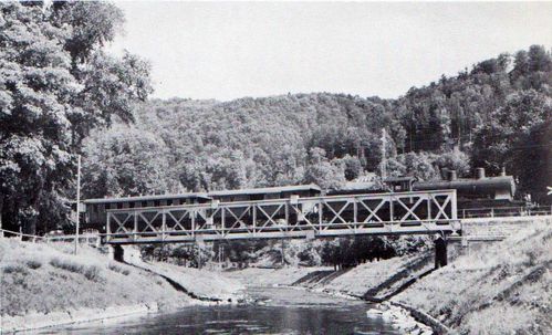 au-depart-de-moudon--pont-sur-la-Broye-vers-1940-copie-1.jpg