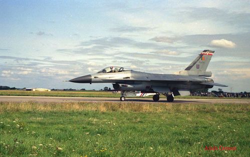 General dynamic F16 7 copie