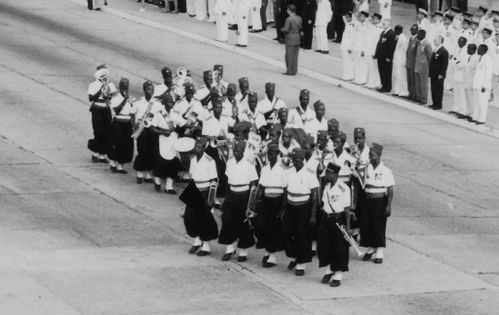 pointe-noire-defile-2-fanfare