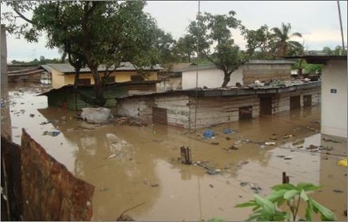 inondation-pointe-noire-fev11-4