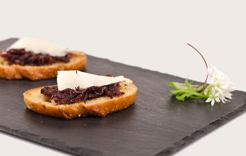 CROSTINI-OIGNONS-ROUGESi.jpg